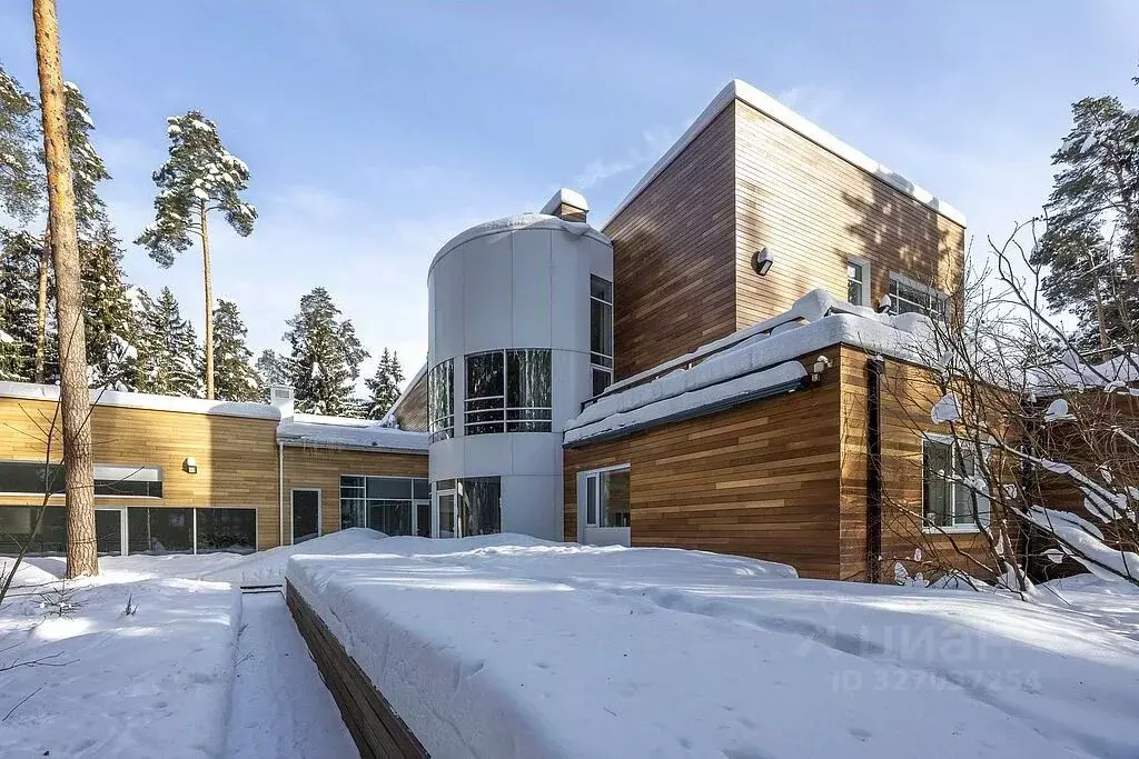 Дом в Московская область, Одинцовский городской округ, пос. Николина ... - Фото 1