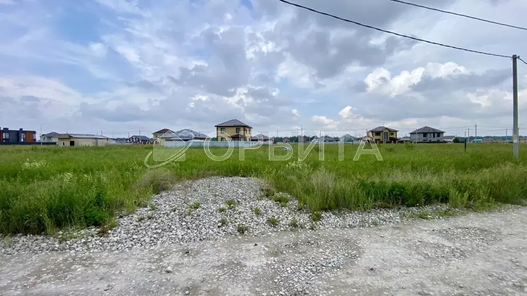 Участок в Тюменская область, Тюменский район, д. Падерина Луговая ул. ... - Фото 1