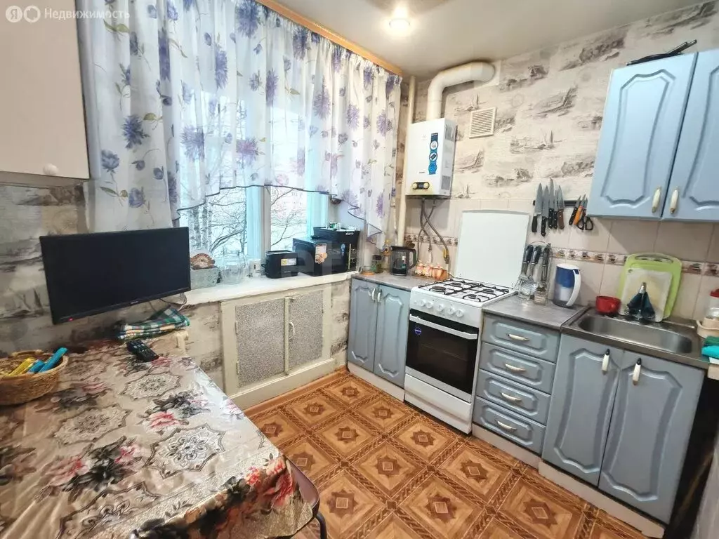 3-комнатная квартира: Сосногорск, Сосногорск, 6-й микрорайон, 13 (58.7 ... - Фото 1