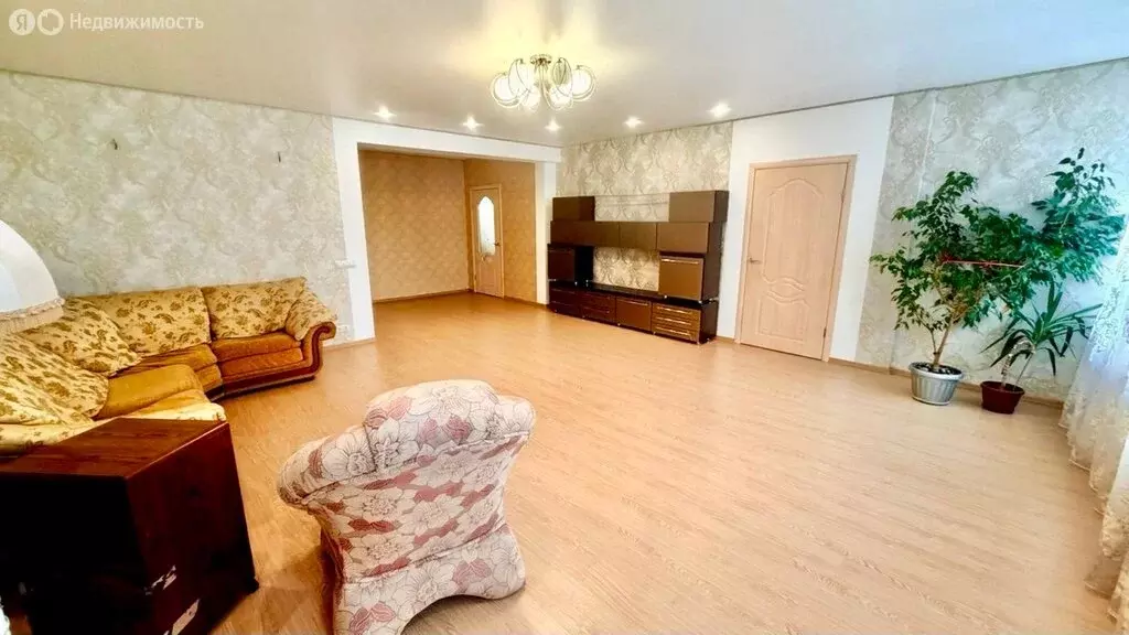 3-комнатная квартира: Петропавловск-Камчатский, Туристический проезд, ... - Фото 2