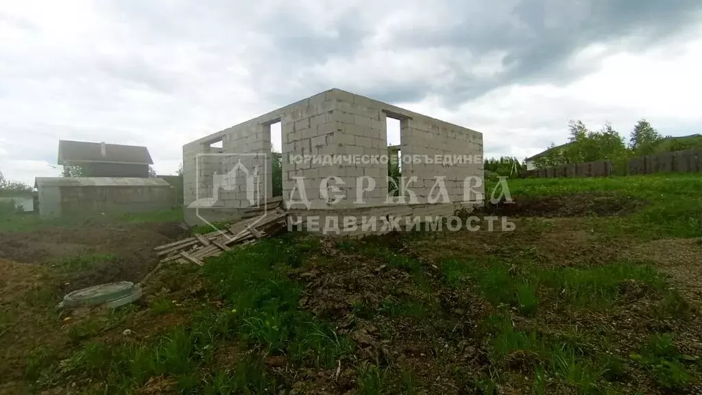 Дом в село Андреевка, Луговая улица (180 м) - Фото 1