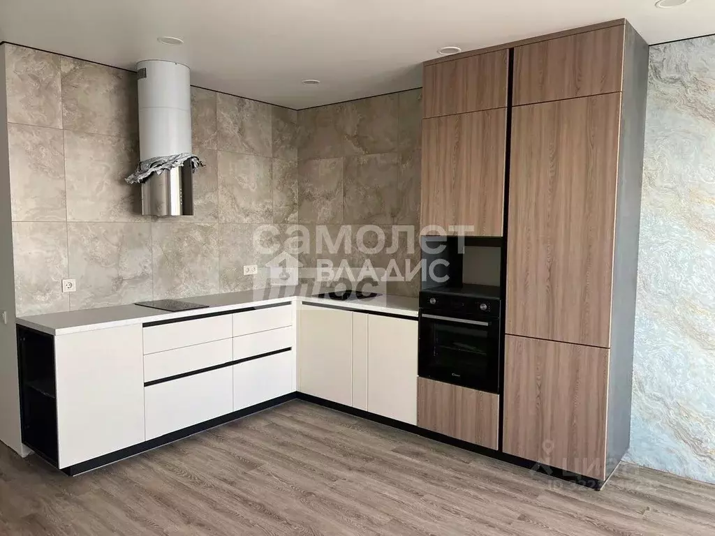 Студия Челябинская область, Челябинск ул. Энгельса, 4 (31.4 м) - Фото 1