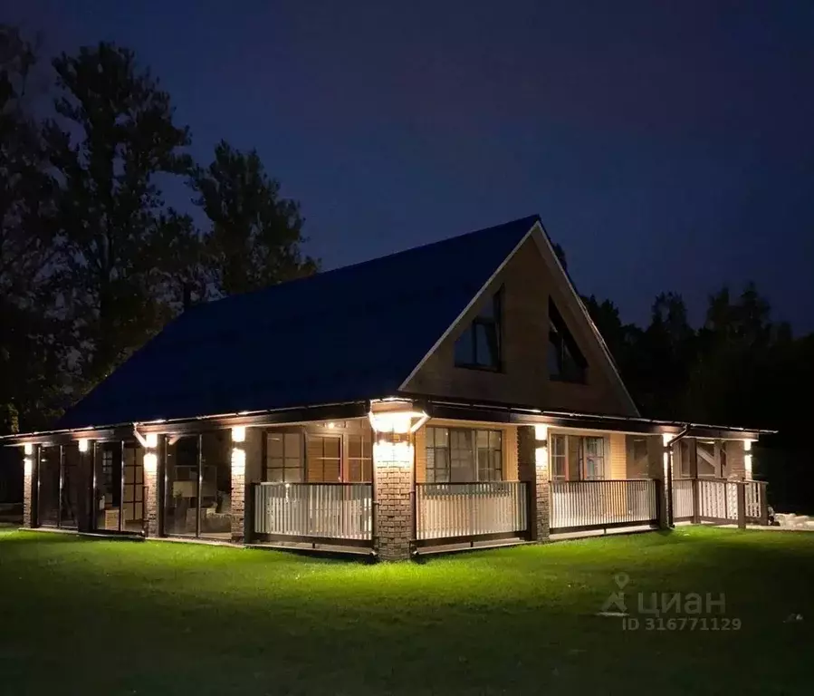 Дом в Санкт-Петербург, Санкт-Петербург, Ломоносов Ивановская ул., 1Б ... - Фото 1