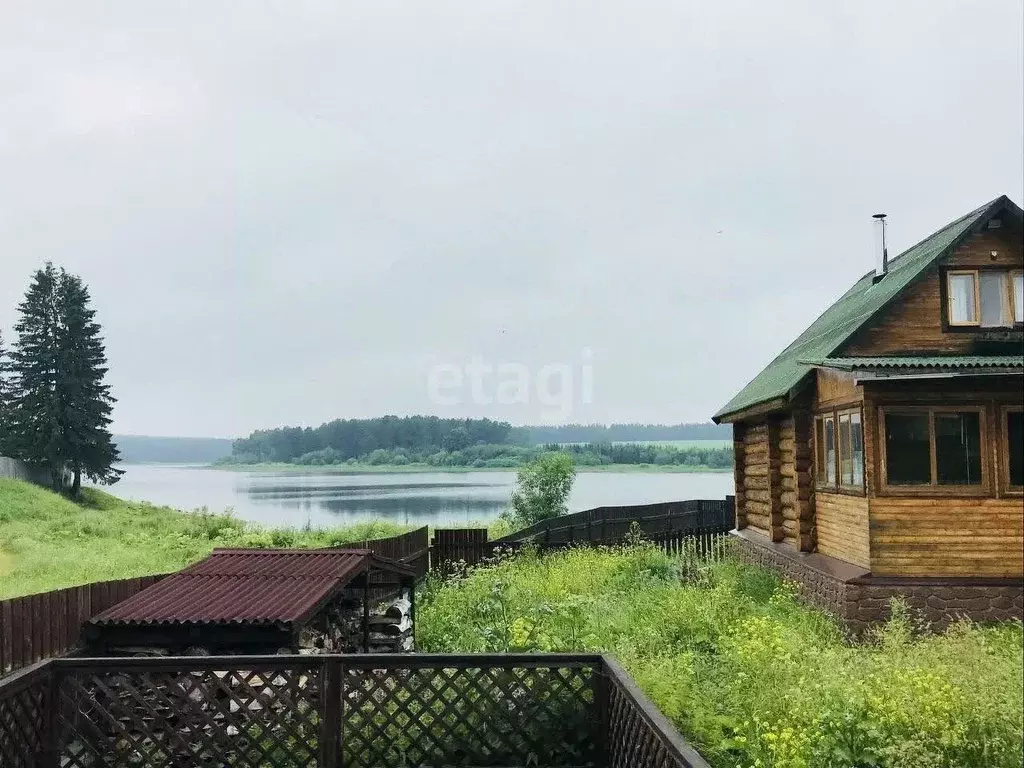 Дом в Свердловская область, Первоуральск муниципальный округ, пос. ... - Фото 0