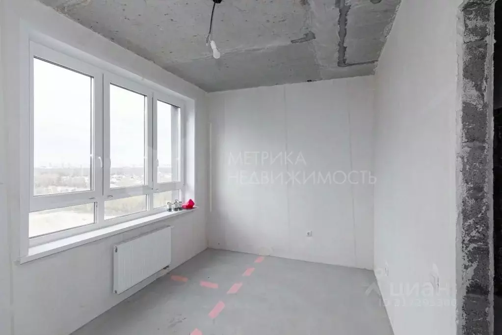 3-к кв. Тюменская область, Тюменский район, д. Патрушева ул. Михаила ... - Фото 0