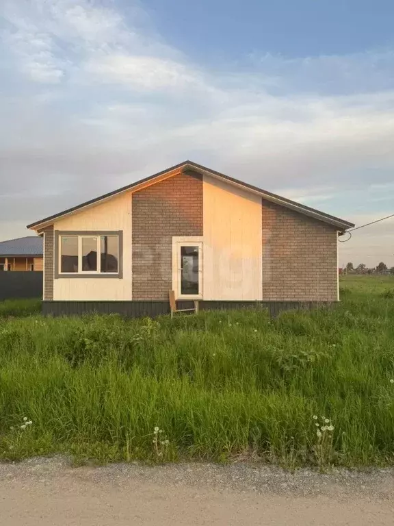 Дом в Новосибирская область, Новосибирский район, с. Кубовая ул. ... - Фото 1