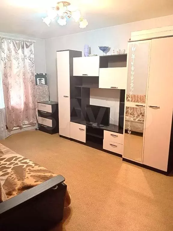 Комната 18 м в 2-к., 4/9 эт. - Фото 0