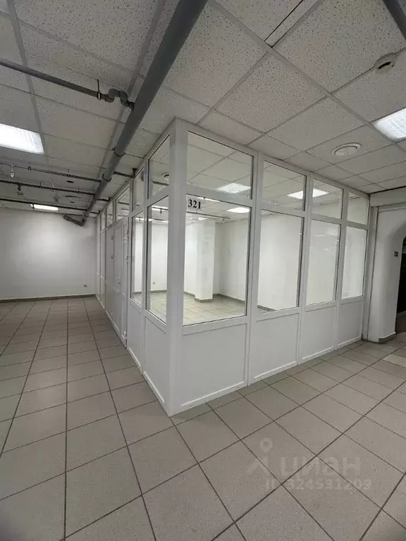 Помещение свободного назначения в Пермский край, Пермь Комсомольский ... - Фото 2