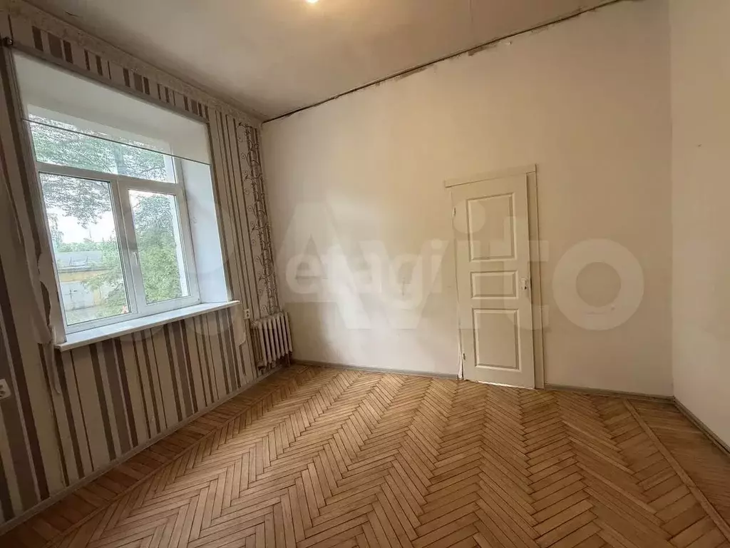 Комната 24 м в 3-к., 1/9 эт. - Фото 1