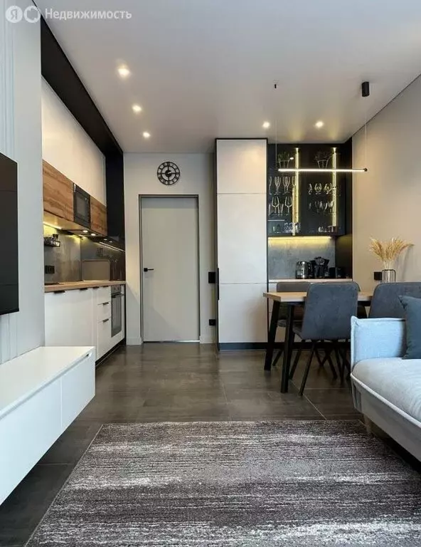 3-комнатная квартира: Адлер, улица Белых Акаций, 34 (75 м) - Фото 1