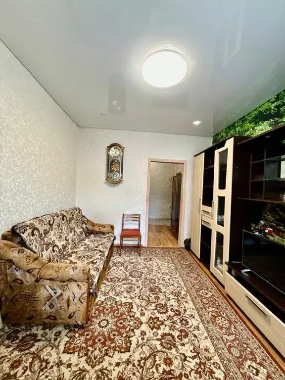 3-к кв. Удмуртия, Воткинск ул. Пугачева, 25 (41.8 м) - Фото 0