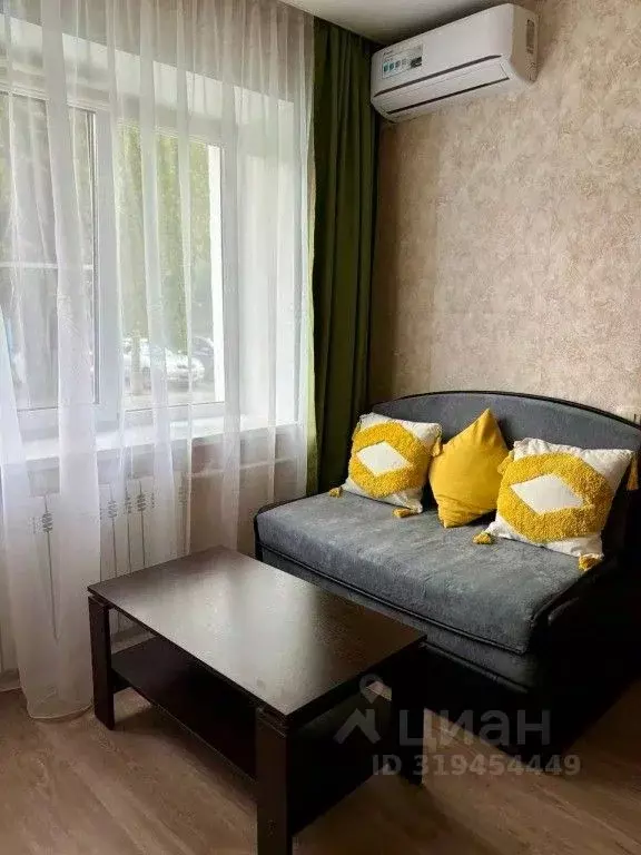 1-к кв. Тульская область, Узловая Магистральная ул., 55 (31.0 м) - Фото 1