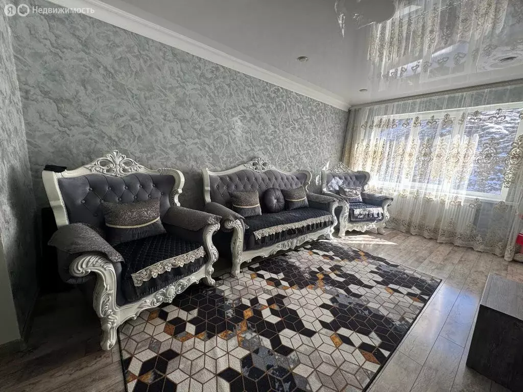 3-комнатная квартира: Тырныауз, Молодёжный переулок, 6 (66.5 м) - Фото 1