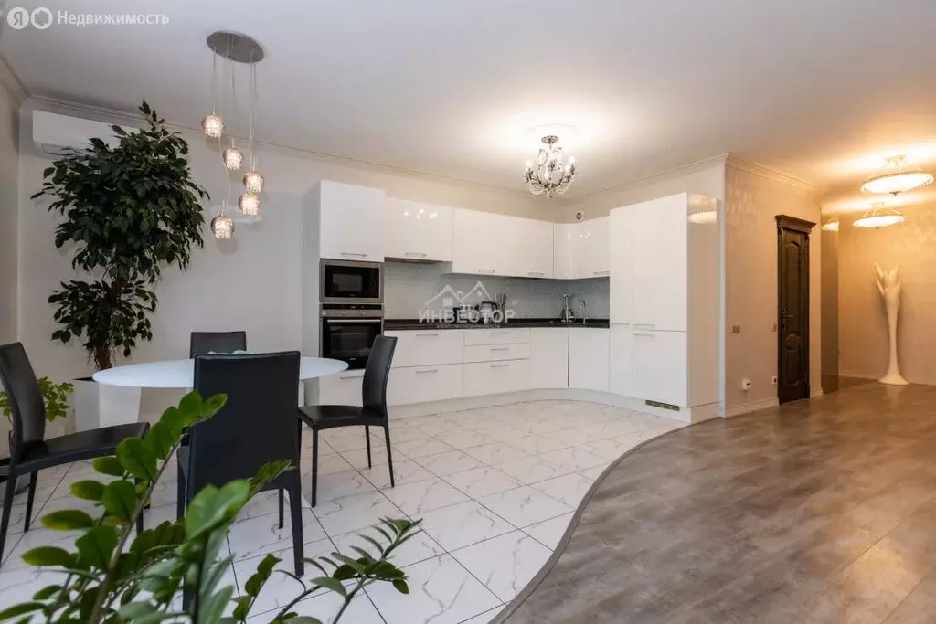 3-комнатная квартира: Челябинск, улица Академика Королёва, 37 (115.1 ... - Фото 2