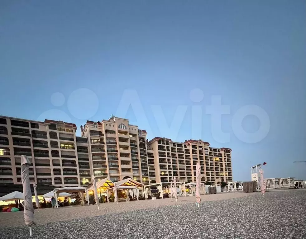 Апартаменты-студия, 65 м, 3/9 эт. - Фото 1