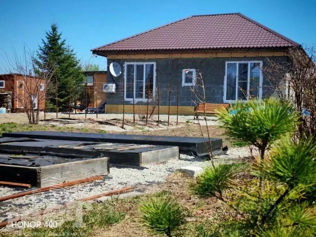 Дом в Приморский край, Артем пер. Шаумяна, 1 (88 м) - Фото 1