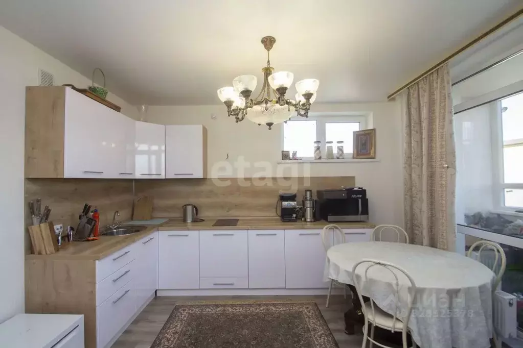 3-к кв. Тюменская область, Тюмень ул. Червишевский Тракт, 45к10 (76.7 ... - Фото 0