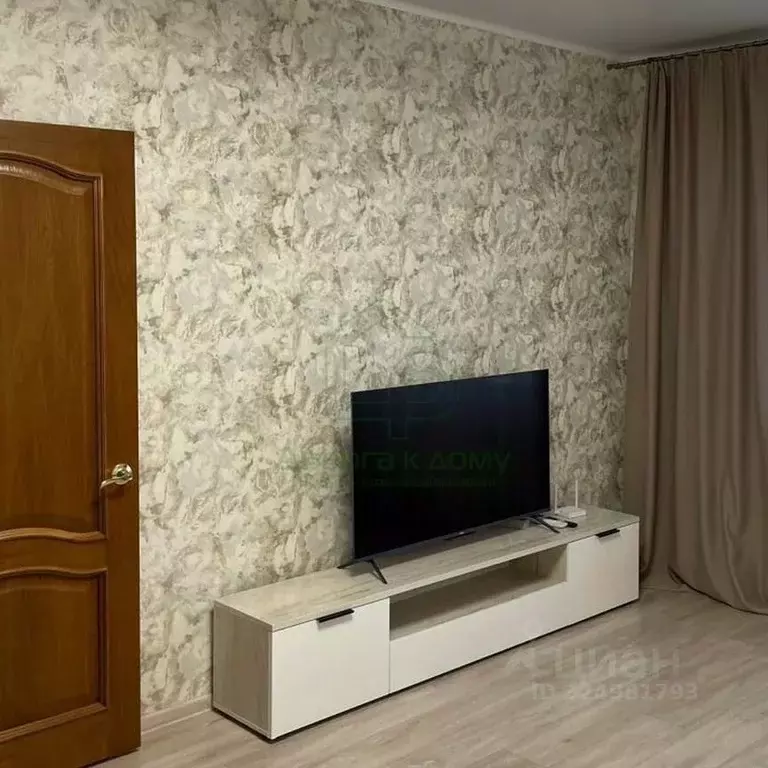 1-к кв. Белгородская область, Старый Оскол Степной мкр, 32 (40.0 м) - Фото 1