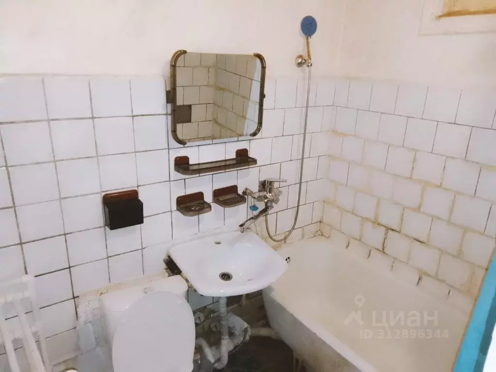 3-к кв. Московская область, Реутов Советская ул., 24 (58.0 м) - Фото 0