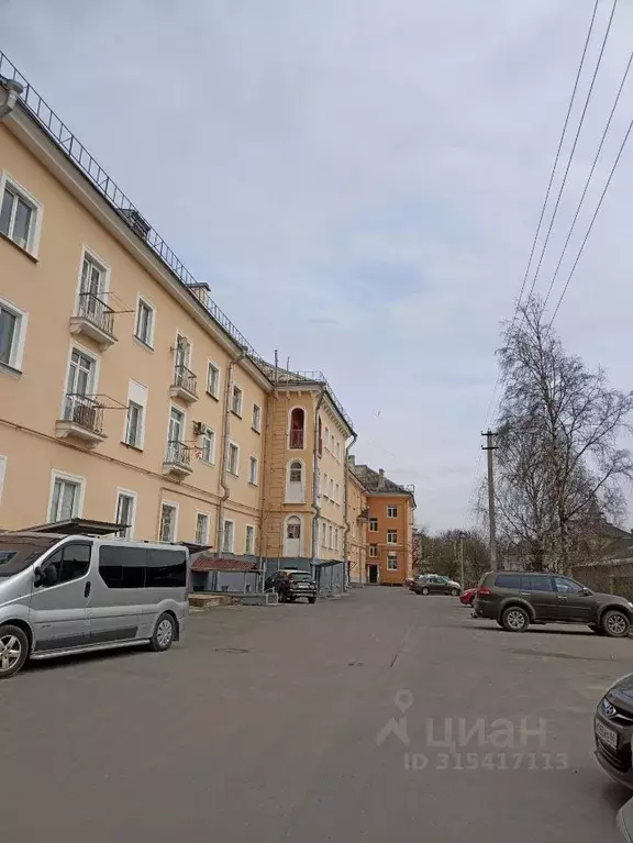 3-к кв. Псковская область, Псков ул. Леона Поземского, 62 (83.0 м) - Фото 1