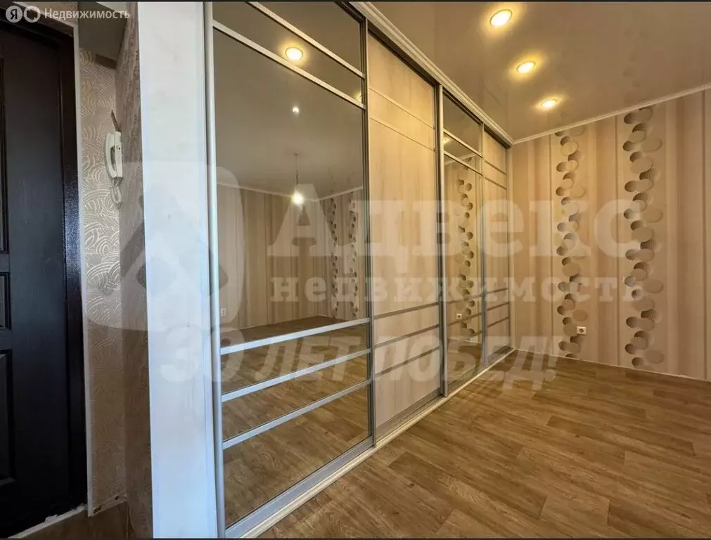 2-комнатная квартира: деревня Дударева, улица Созидателей, 1 (43.3 м) - Фото 1