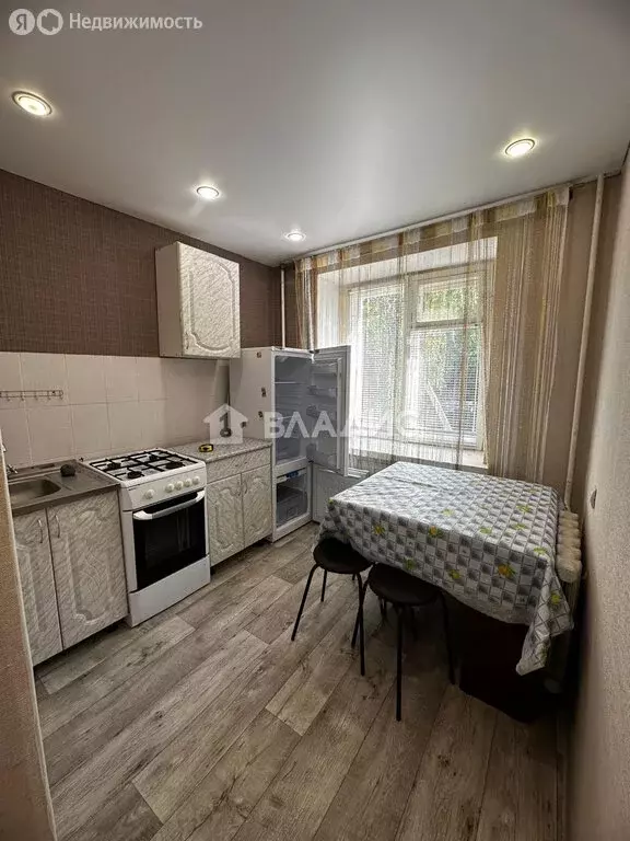 1-комнатная квартира: Октябрьский, 35-й микрорайон, 4 (31.1 м) - Фото 2