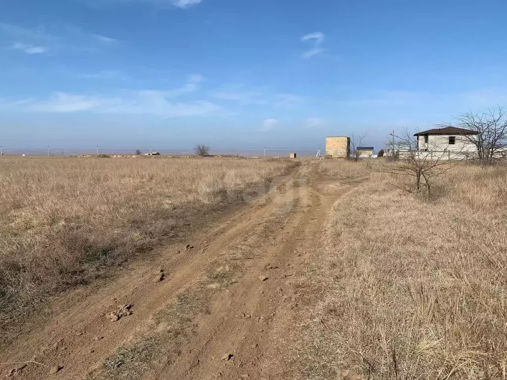 Участок в Крым, Евпатория городской округ, Новоозерное пгт  (6.0 сот.) - Фото 0