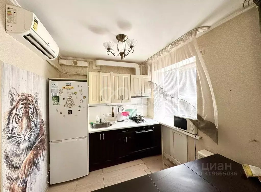 2-к кв. Волгоградская область, Волгоград Комсомольская ул., 18 (47.1 ... - Фото 1