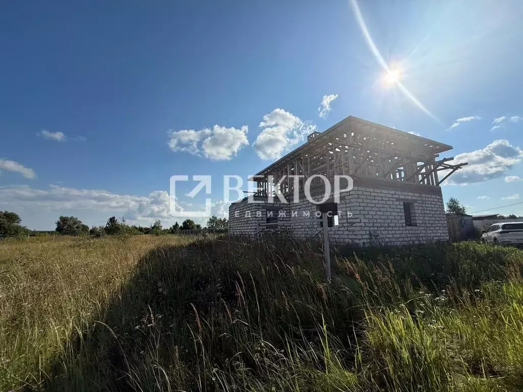 Дом в Ивановская область, Тейковский район, Новолеушинское с/пос, с. ... - Фото 1