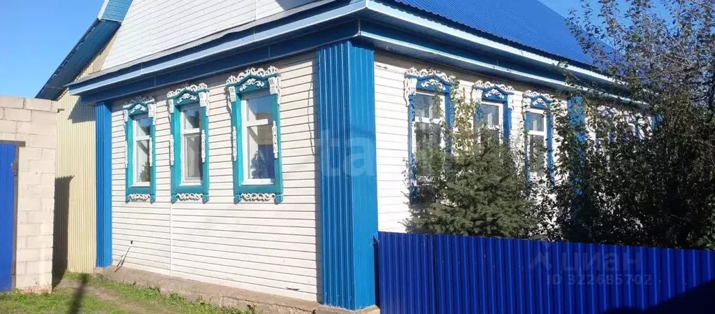 Дом в Башкортостан, Гафурийский район, Красноусольский сельсовет, с. ... - Фото 1