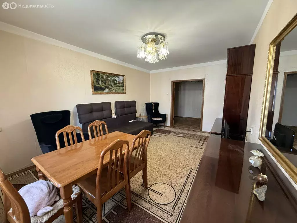 4-комнатная квартира: Нальчик, улица Тарчокова, 54А (86.2 м) - Фото 0