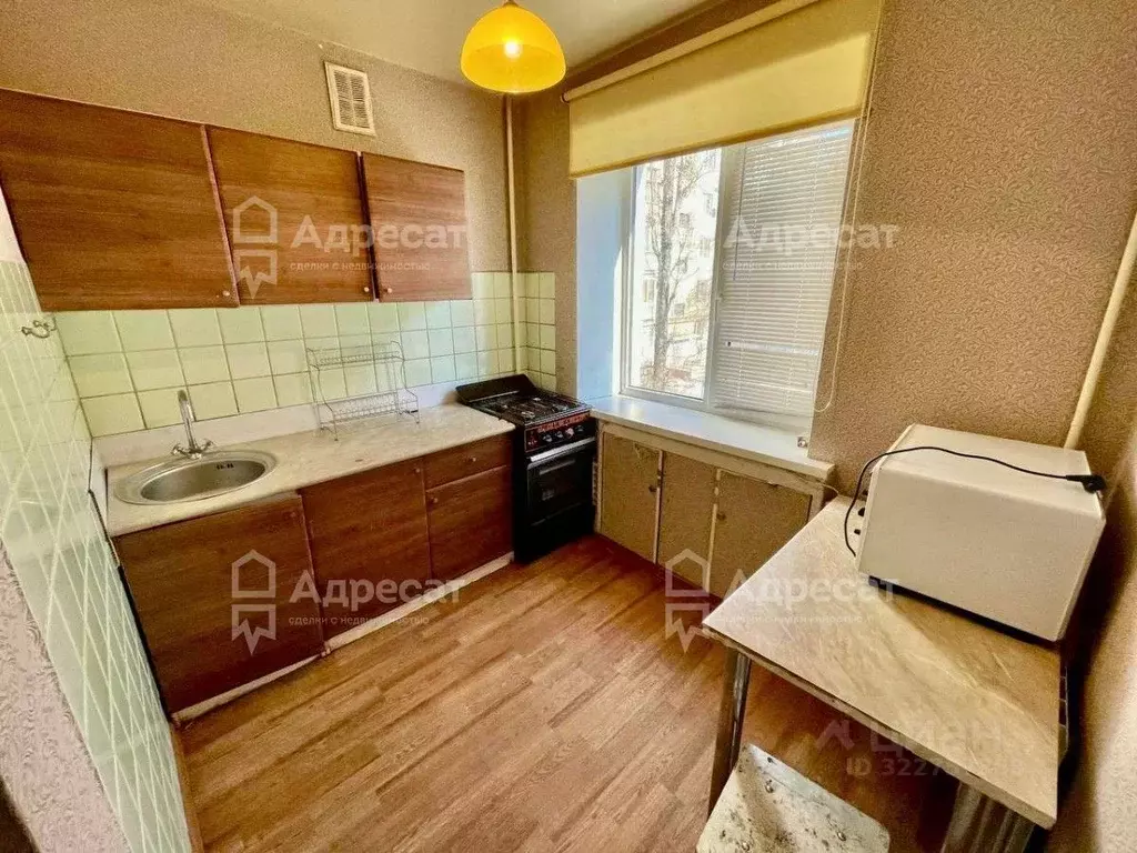 3-к кв. Волгоградская область, Волгоград ул. Льва Толстого, 1 (60.0 м) - Фото 1
