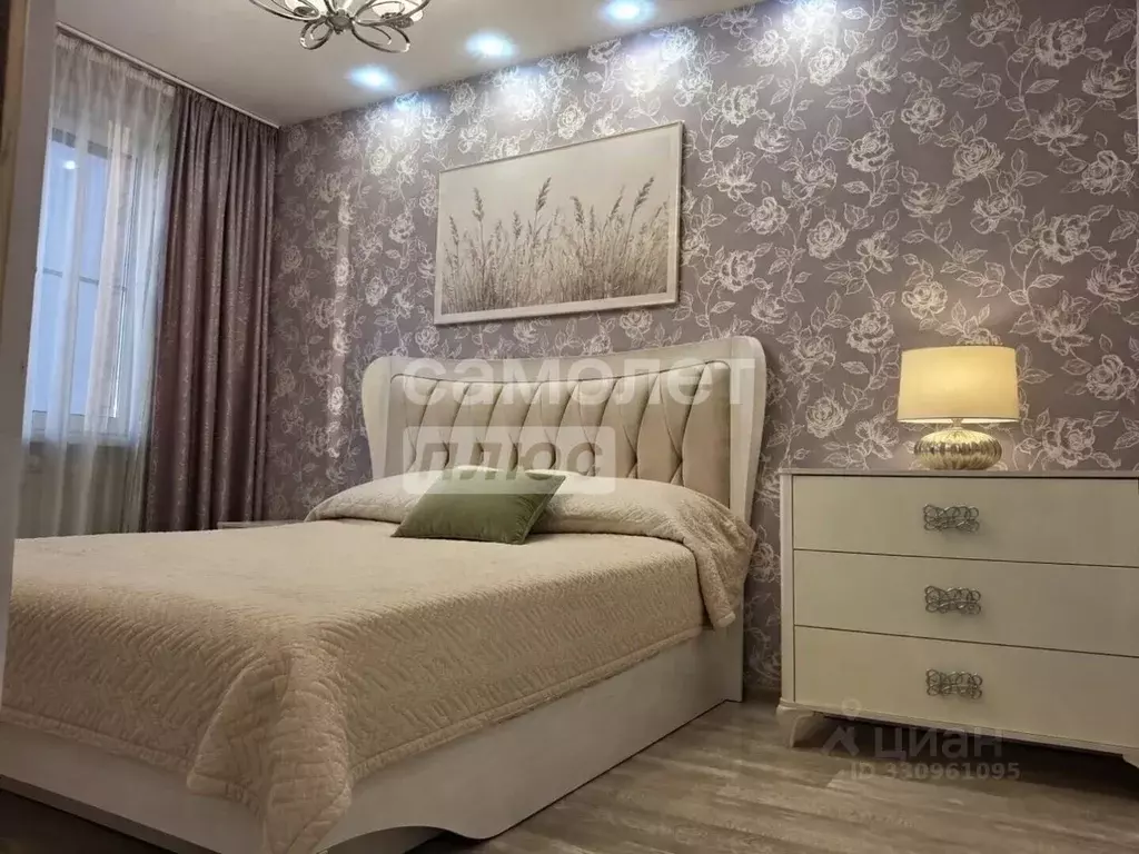 3-к кв. Иркутская область, Иркутск Крылатый мкр, 12 (72.0 м) - Фото 1