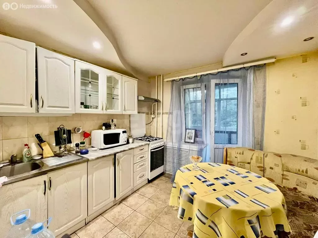 3-комнатная квартира: Выкса, микрорайон Жуковского, 5 (66.3 м) - Фото 2