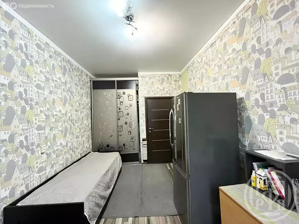 1к в 4-комнатной квартире (14 м) - Фото 1