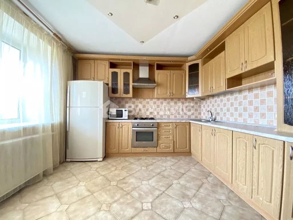 3-к кв. Владимирская область, Владимир Университетская ул., 8а (92.0 ... - Фото 0