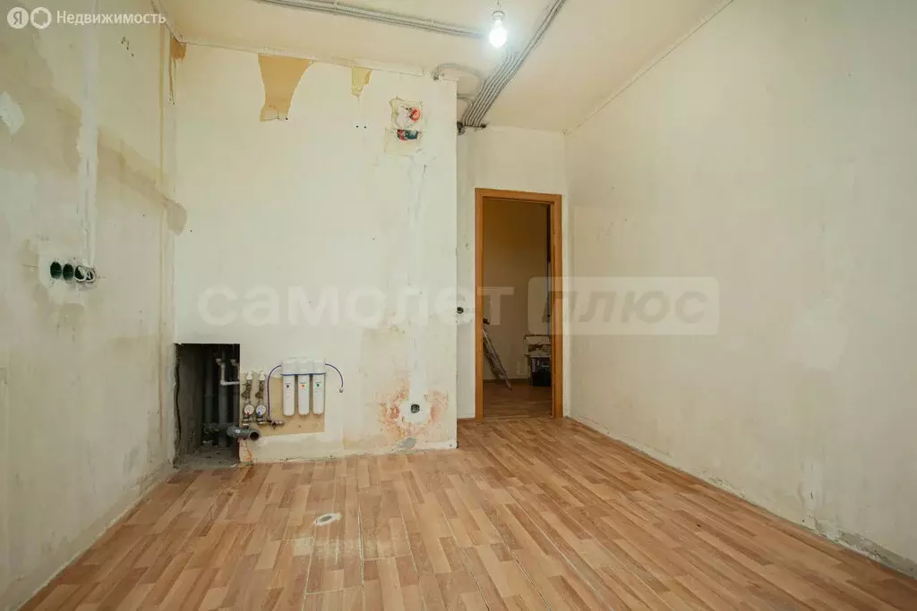 2-комнатная квартира: село Перхушково, Можайское шоссе, 4Б (63.7 м) - Фото 2