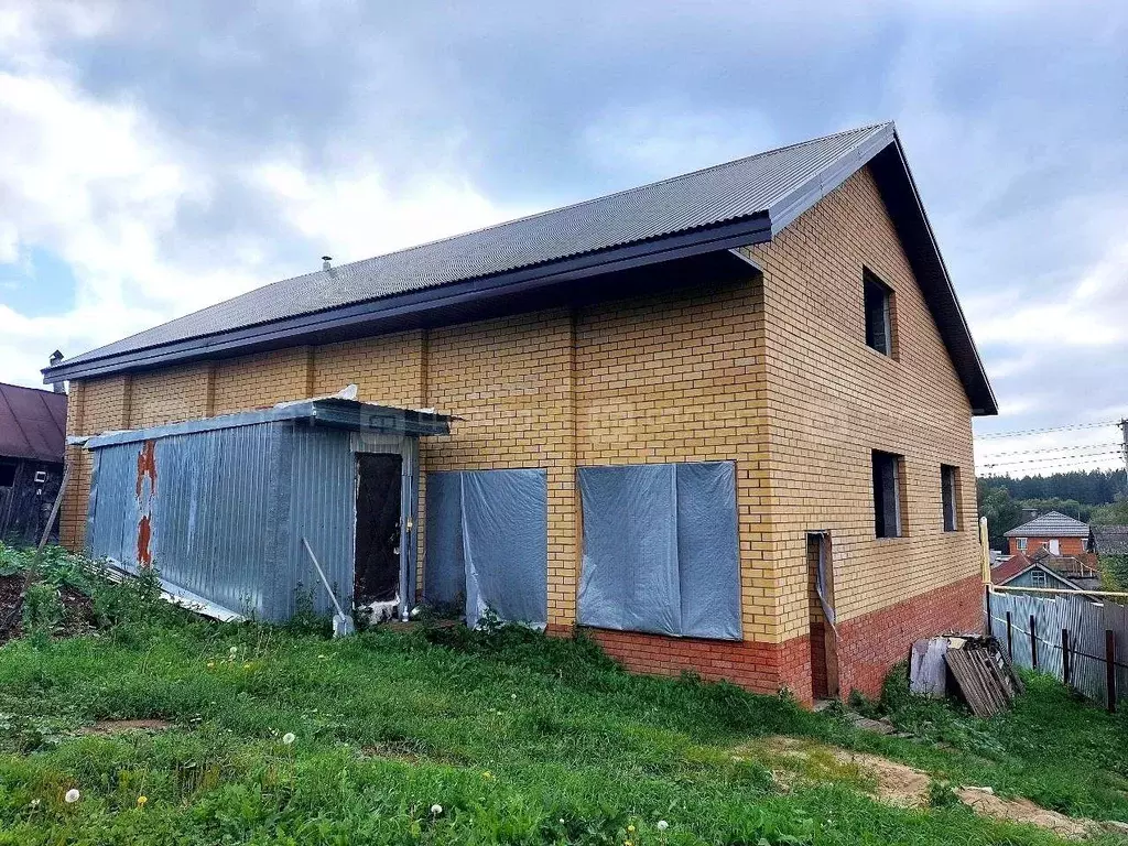 Дом в Татарстан, с. Пестрецы ул. Набережная, 23 (180 м) - Фото 2