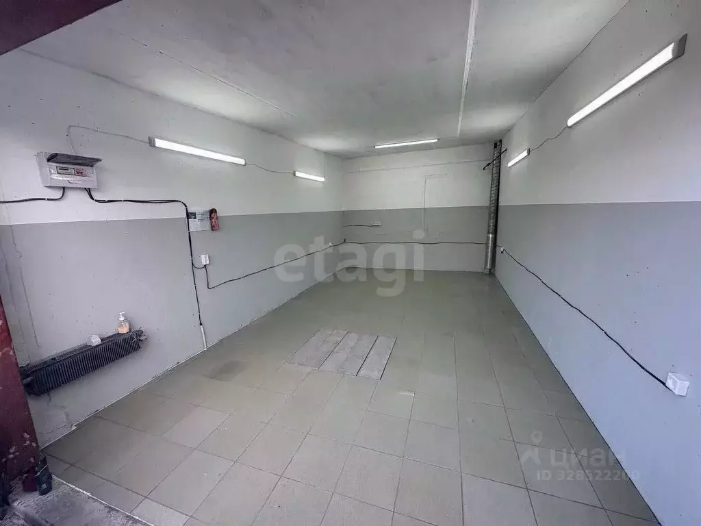 Гараж в Тюменская область, Тюмень Одесская ул., 1Б (19 м) - Фото 1