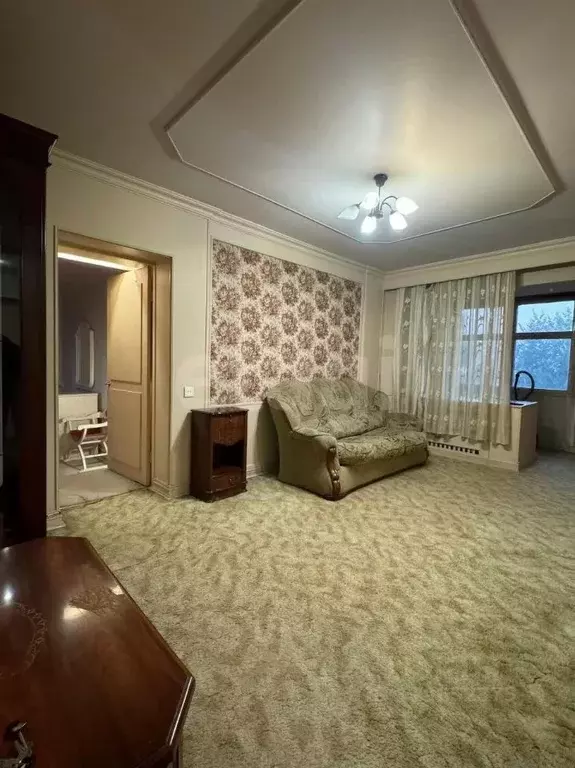 3-к кв. Ростовская область, Ростов-на-Дону ул. Ларина, 17 (65.8 м) - Фото 0