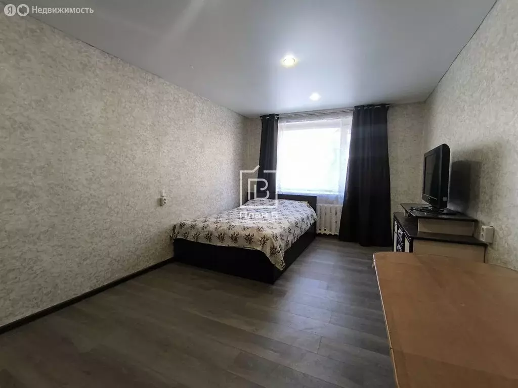 1к в 10-комнатной квартире (17.6 м) - Фото 1