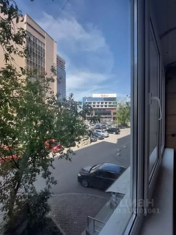 2-к кв. Свердловская область, Екатеринбург ул. Маршала Жукова, 10 ... - Фото 0