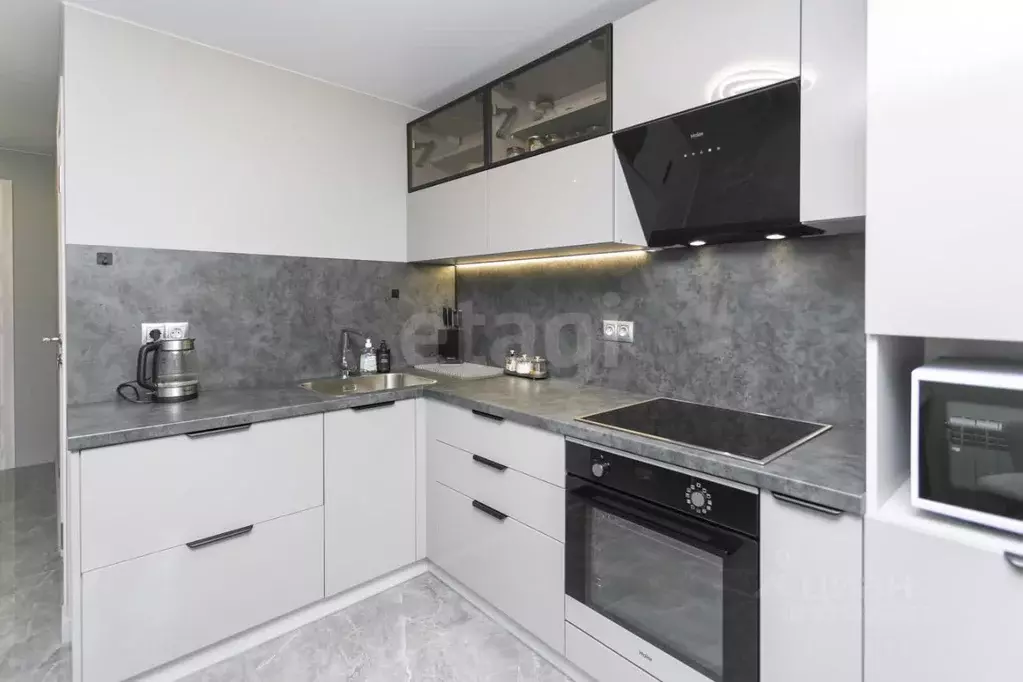 2-к кв. Хабаровский край, Хабаровск Аэродромная ул., 94А (48.5 м) - Фото 1