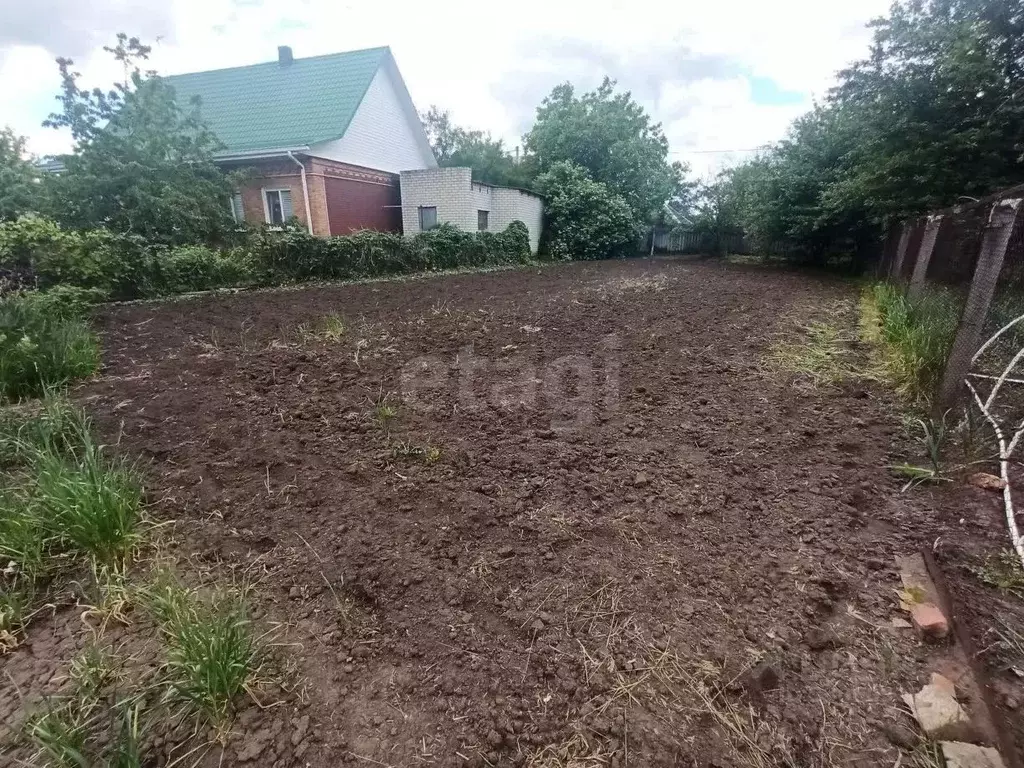 Участок в Белгородская область, Валуйки Юбилейная ул. (3.5 сот.) - Фото 2