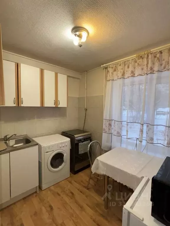 2-к кв. Свердловская область, Екатеринбург ул. Стрелочников, 9 (32.0 ... - Фото 1