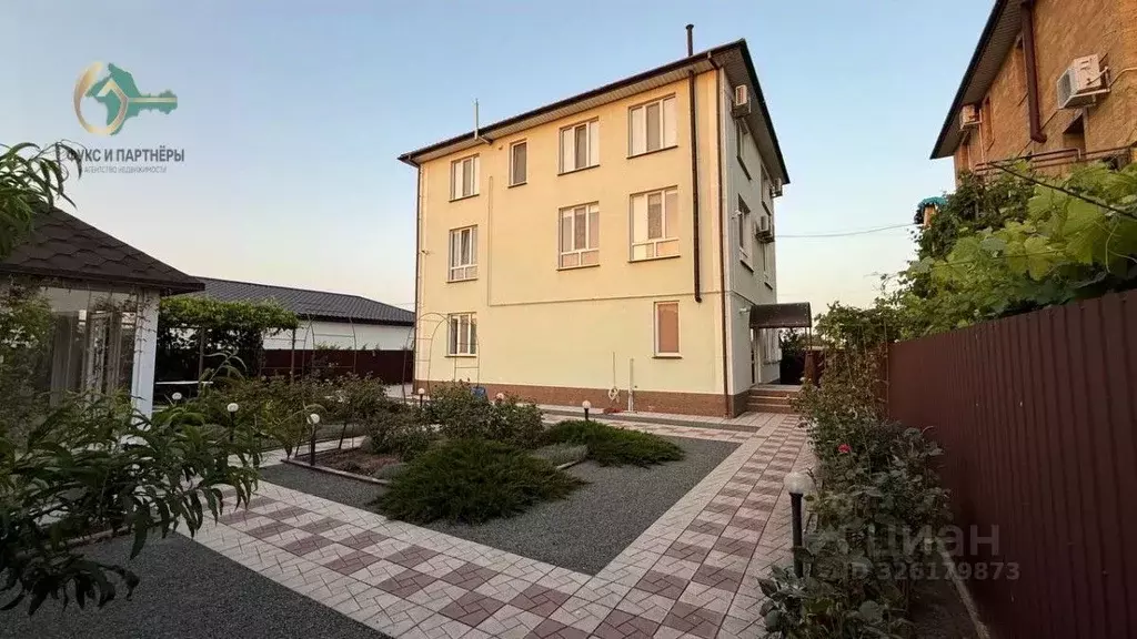 Дом в Крым, Черноморский район, с. Межводное пер. Буденного, 11 (234 ... - Фото 2