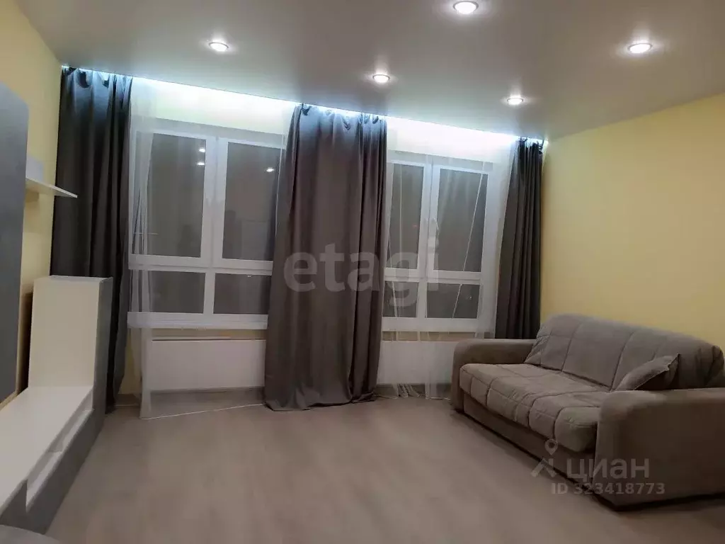 Студия Московская область, Красногорск городской округ, д. Глухово ул. ... - Фото 1