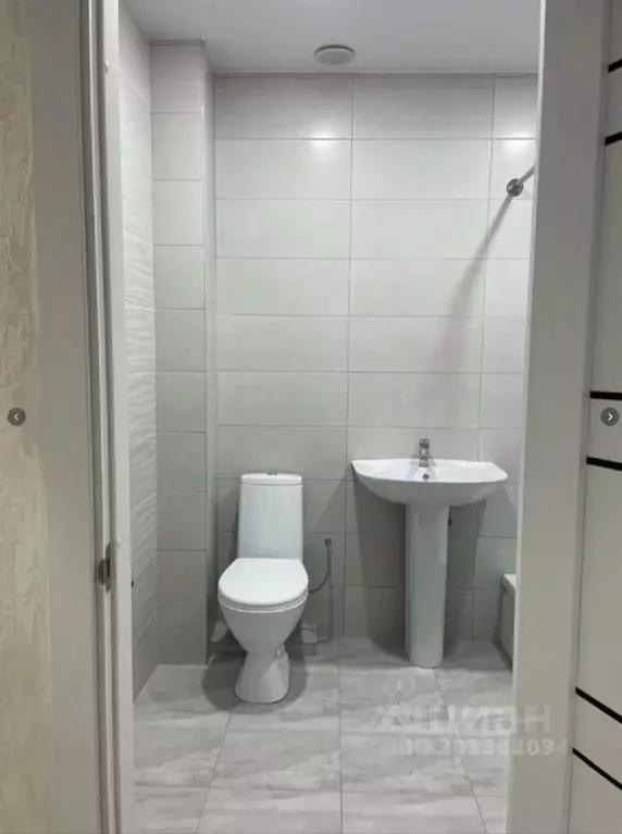 2-к кв. Кабардино-Балкария, Нальчик ул. Тлостанова, 28Б (72.0 м) - Фото 2