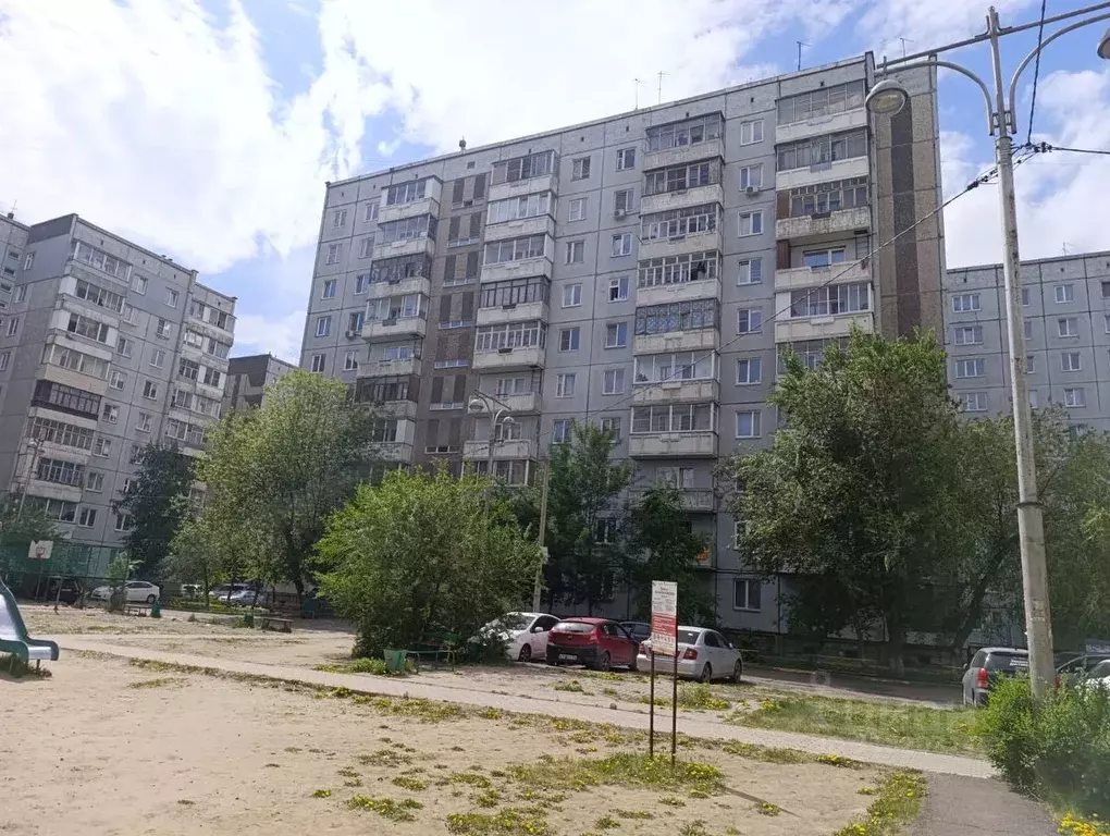 2-к кв. Красноярский край, Красноярск ул. 26 Бакинских Комиссаров, 26а ... - Фото 0