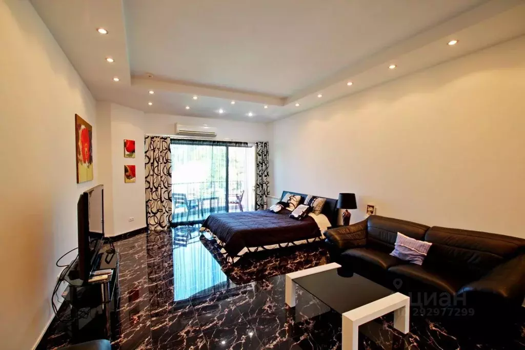 1-к кв. Крым, Ялта ул. Свердлова, 13/2 (65.0 м) - Фото 1